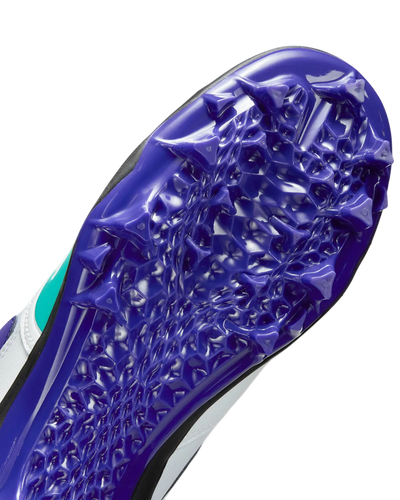 Jordan Stadium 90 Low TD cleats tongue and collar detail